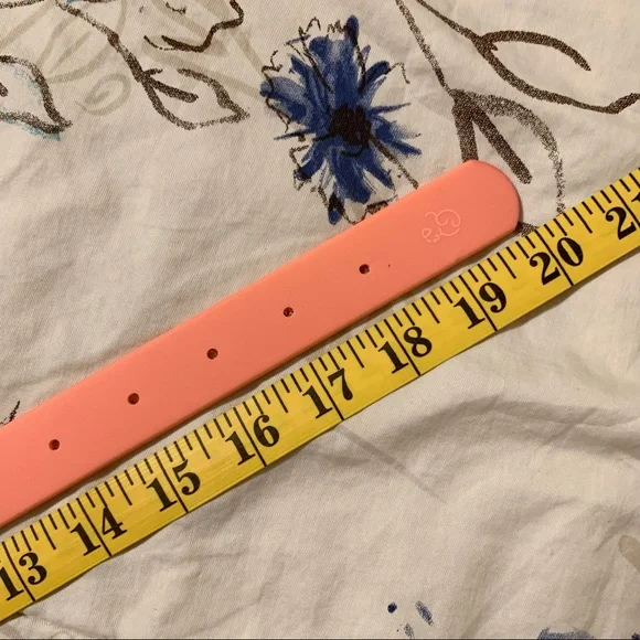 💛 Large Lucy & Co. Everyday PVC Collar in Coral - Picture 11 of 16